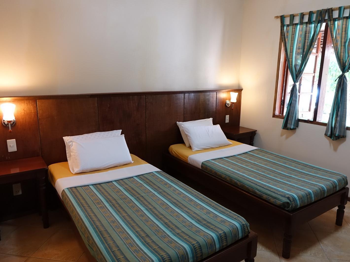 Tipolo Beach Resort Моалбоал Екстериор снимка